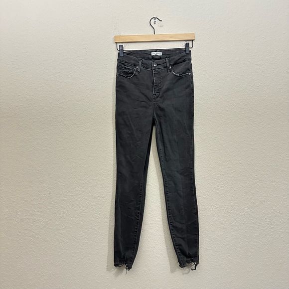 GOOD AMERICAN Good Legs Crop Chewed Hem Jeans in Black - Picture 1 of 12